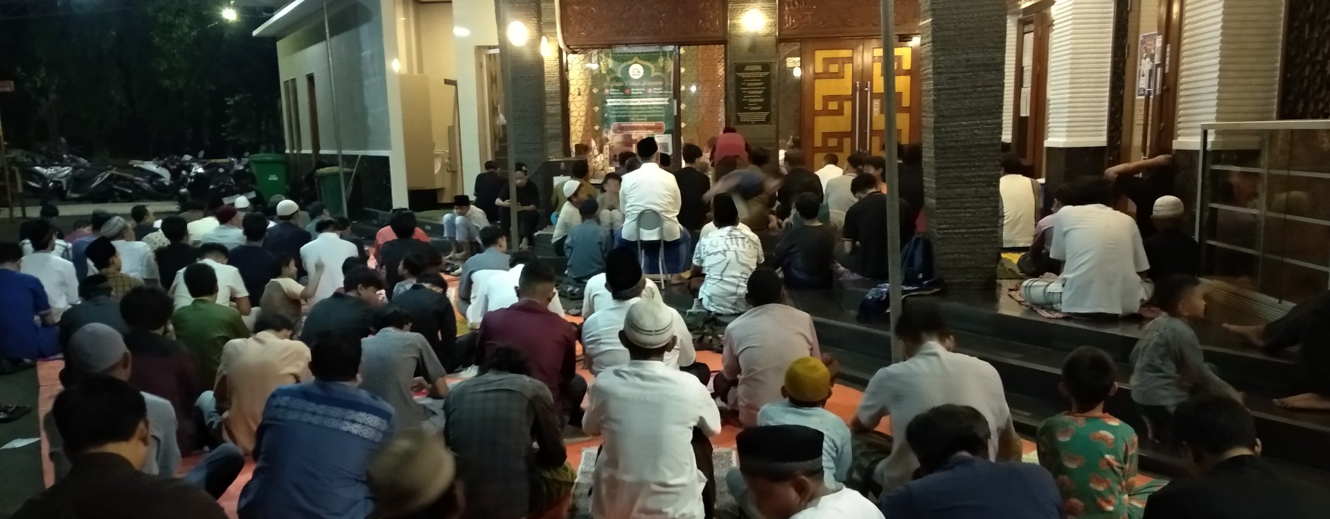 Jamaah Tarawih 
